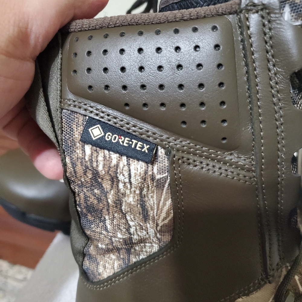 Nike SFB Field 2 8” Realtree GORE-TEX Camo Boots - Picture 8 of 12